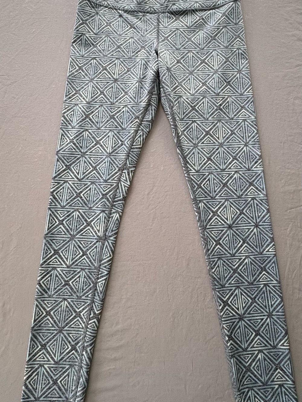 Victoria's Secret Heathered Black & Gray Yoga Leggings